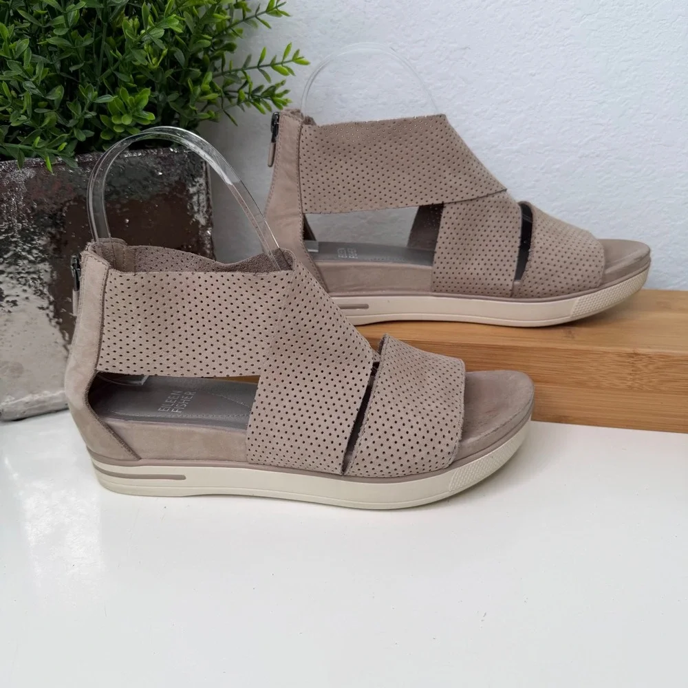 Eileen Fisher Platform Sandals‎ Womens Taupe Perforated Nubuck Minimalist 7